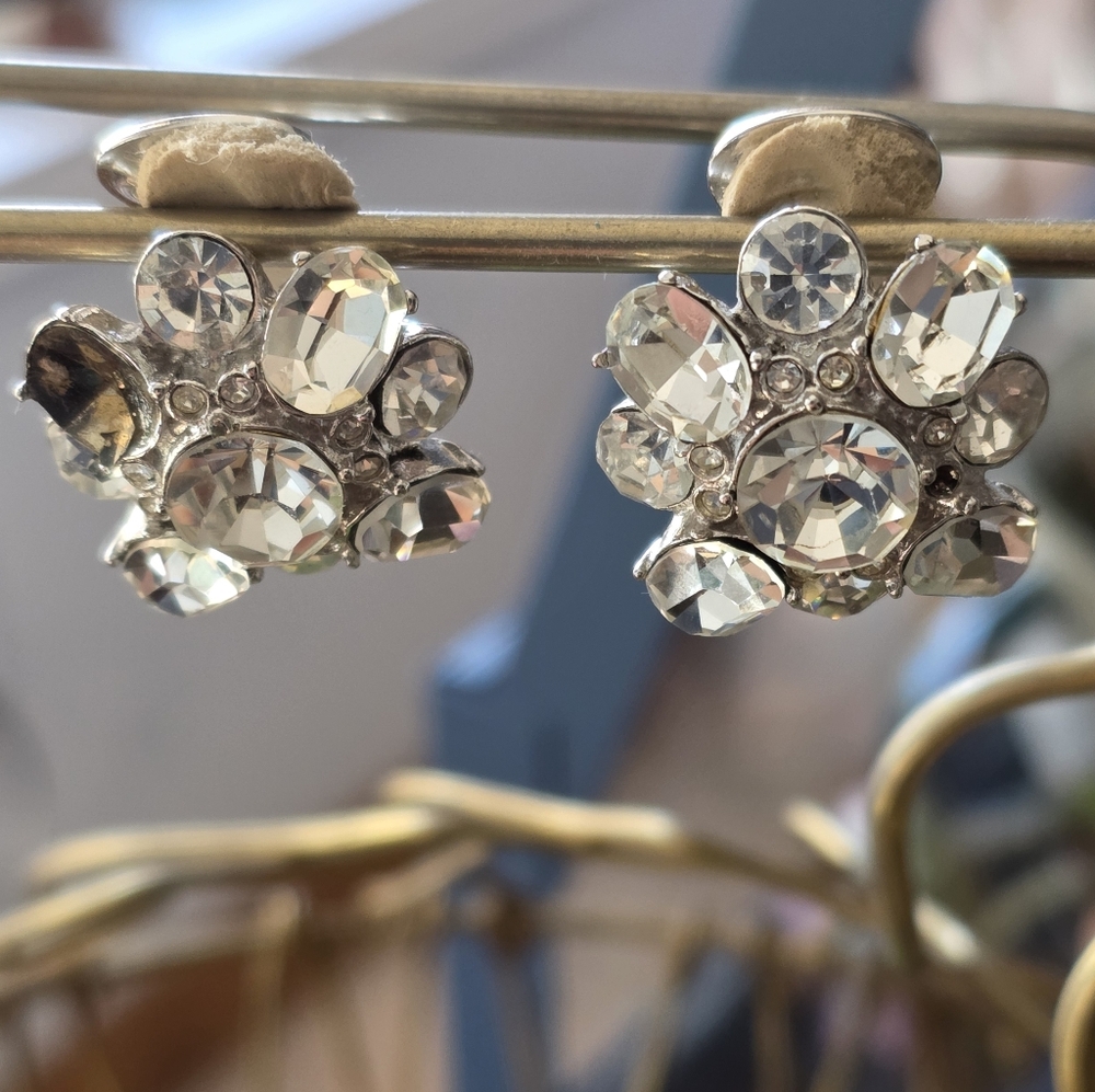 Kenneth Jay Lane (Kjl) Vintage 1970s Crystal Flow… - image 2